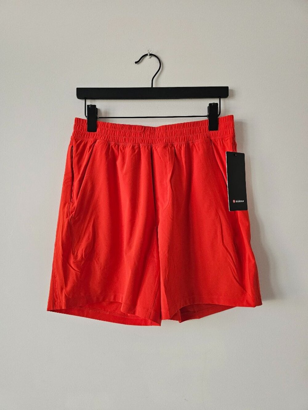 NWT LULULEMON CRYE Cherry Red Pace Breaker Shorts 7" LL Men's Medium